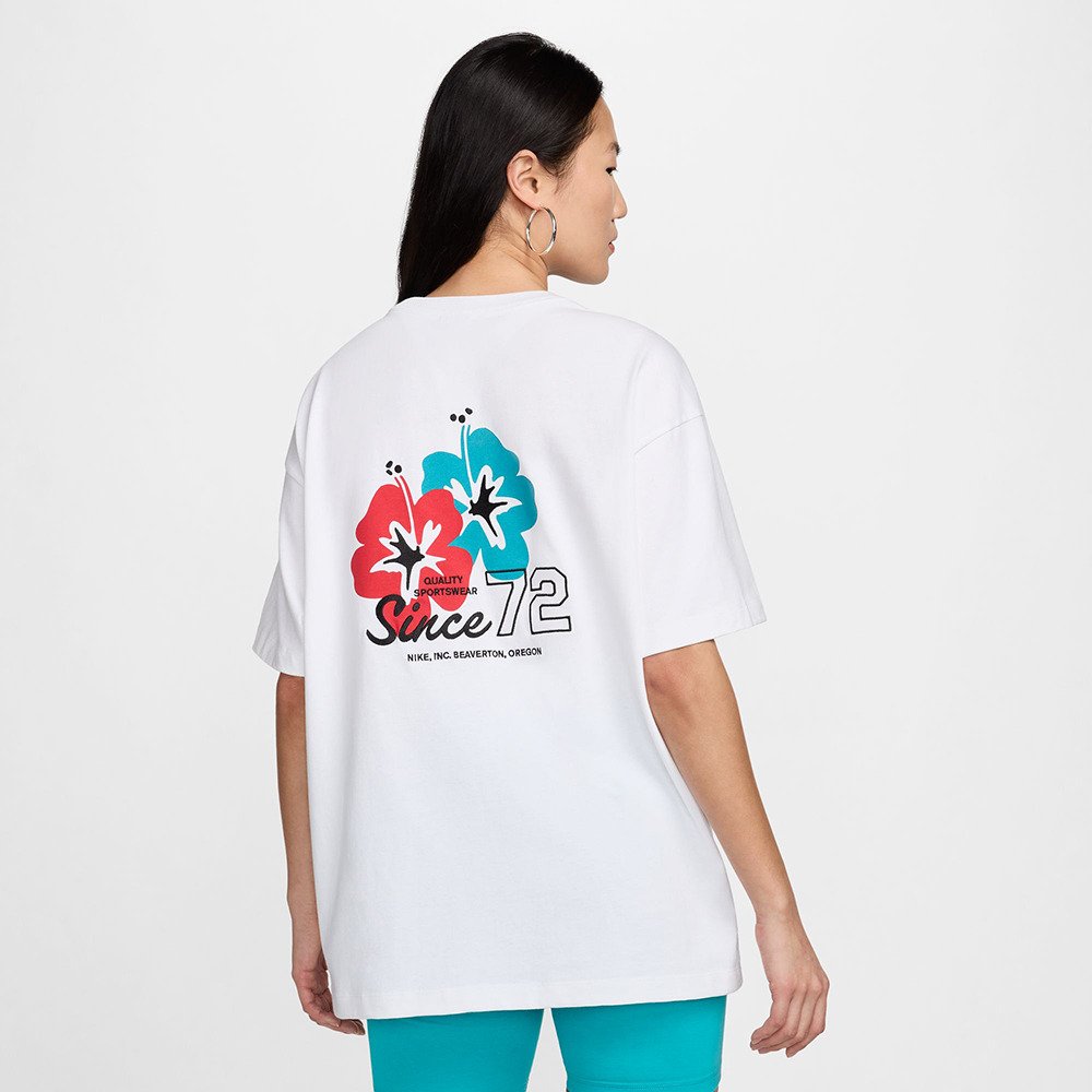 ナイキ（NIKE）（レディース）スポーツウェア オーバーサイズド 半袖T