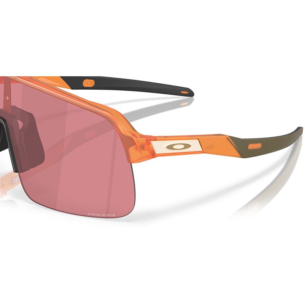 オークリー（OAKLEY）（メンズ、レディース）サングラス SUTRO LITE S