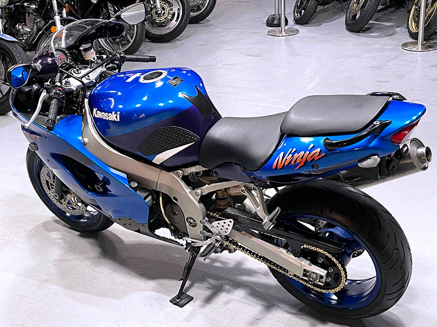 KAWASAKI ZX-9R ZX900E – 京都のバイクショップSPEC-M（スペックエム