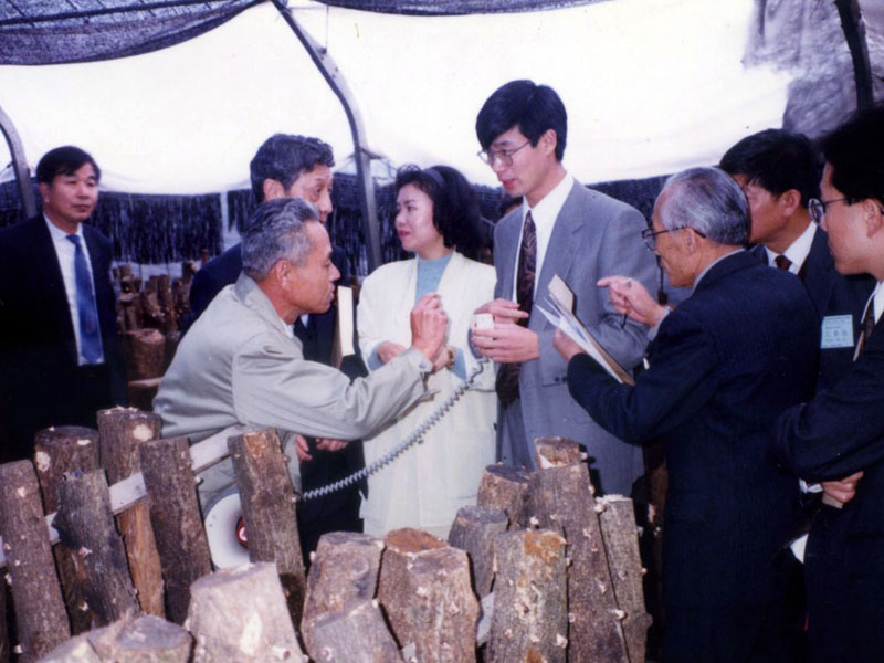 048 日中国交正常化20周年記念｜事業紹介｜笹川日中友好基金 THE