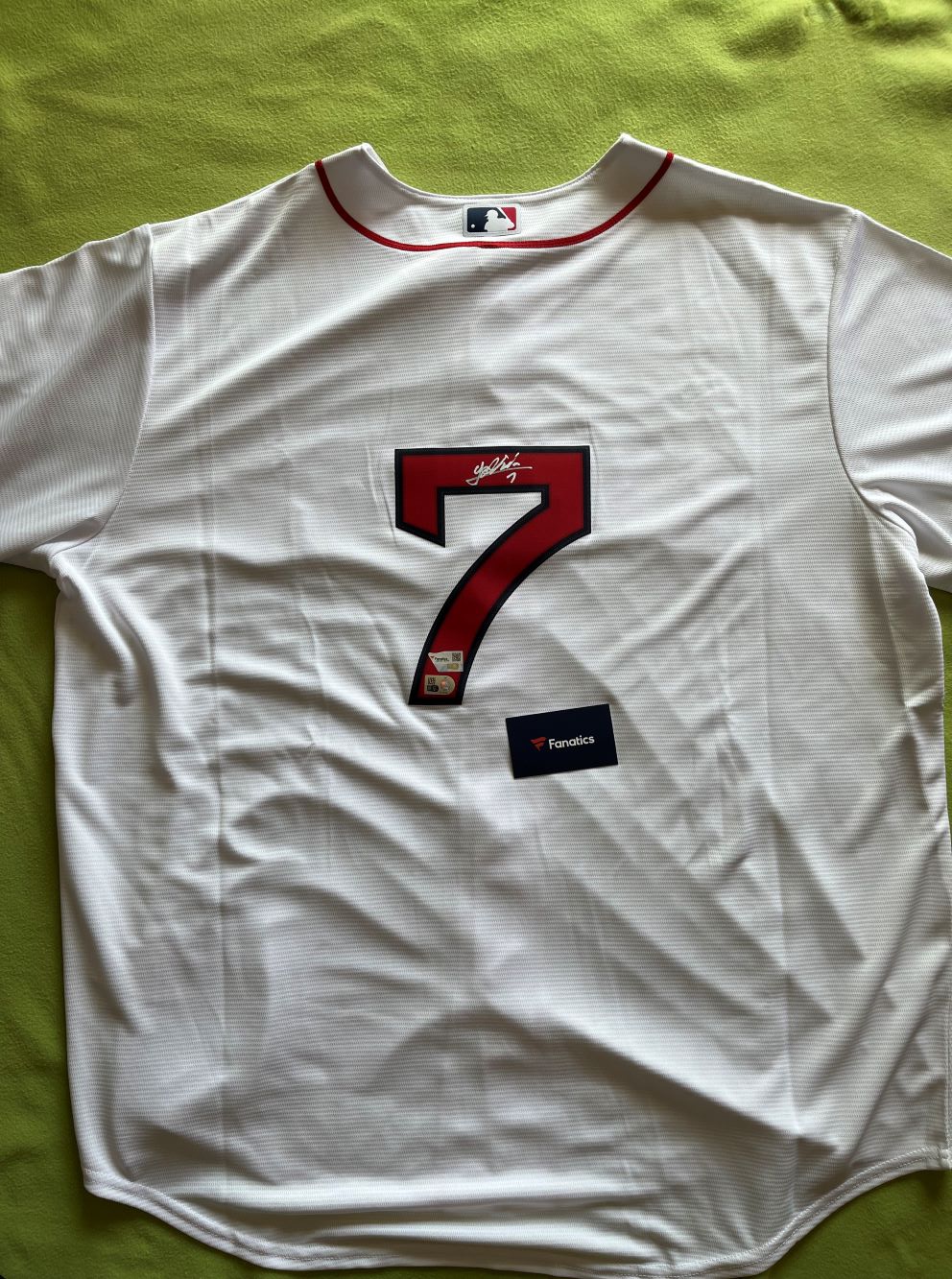 吉田正尚選手＃7ボストンレッドソックス直筆サインNIKEレプリカ