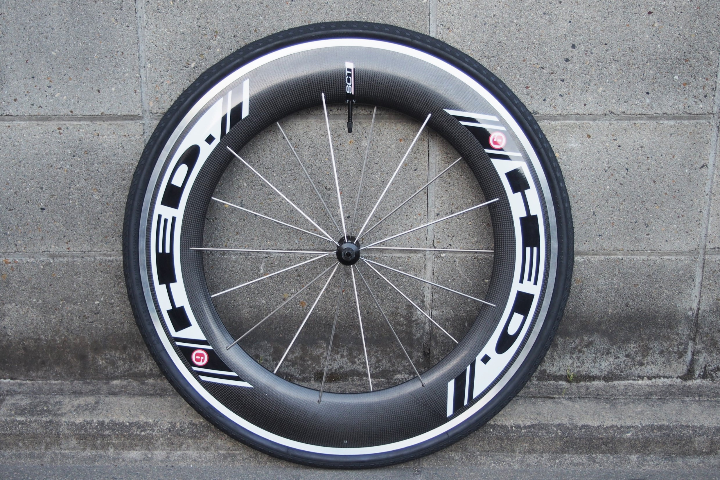 BLOG 【中古パーツ入荷情報】650cカーボンホイール～HED JET 9