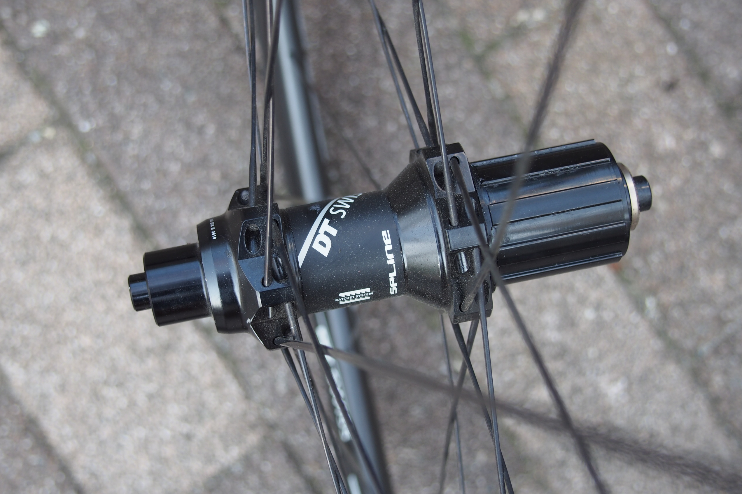 BLOG 【 DT SWISS 】RC38 SPLINE C カーボンホイールセットを使ってみ