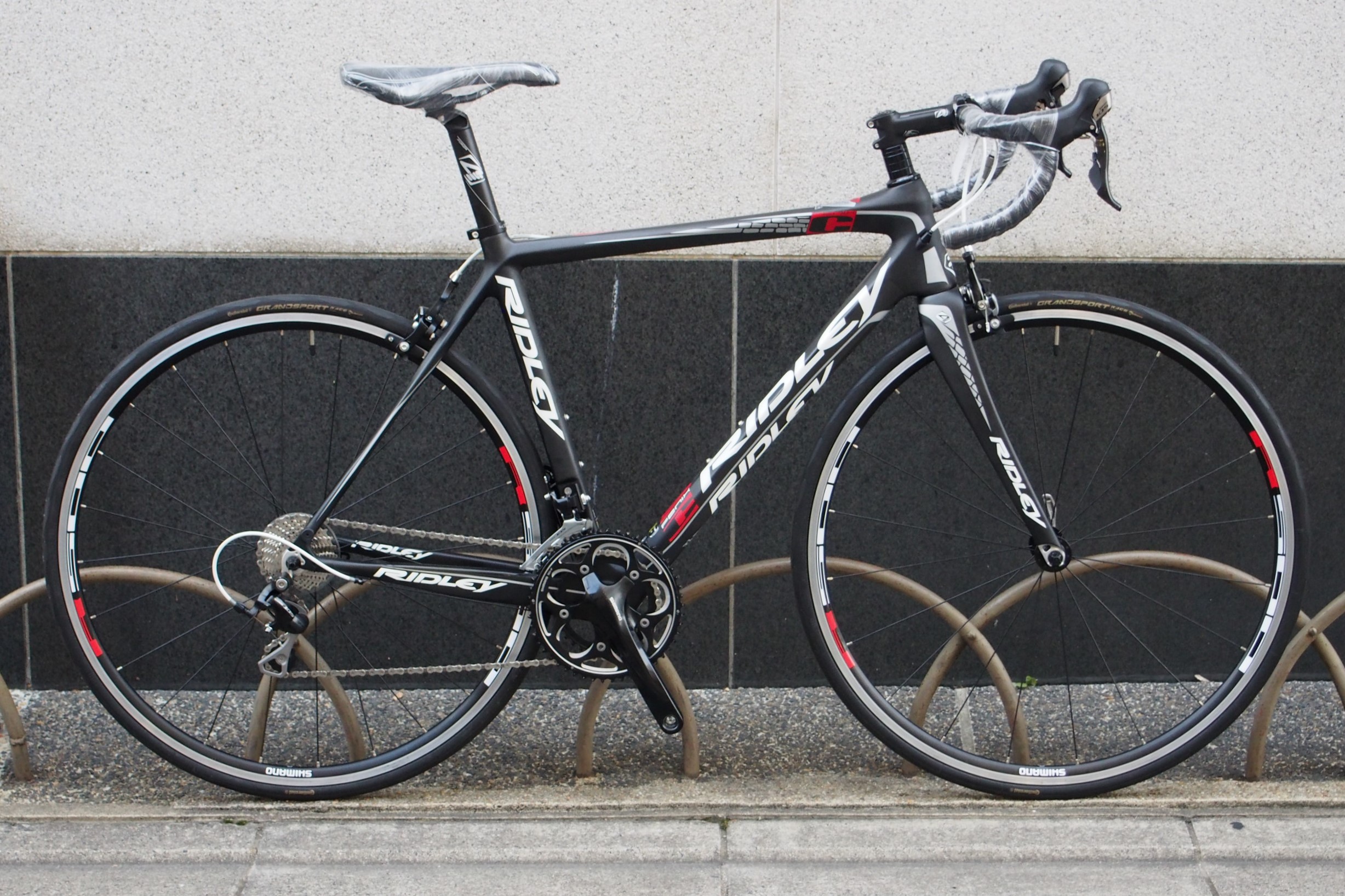 BLOG 【中古ロードバイク】石畳でも何のそのなオールラウンドロード