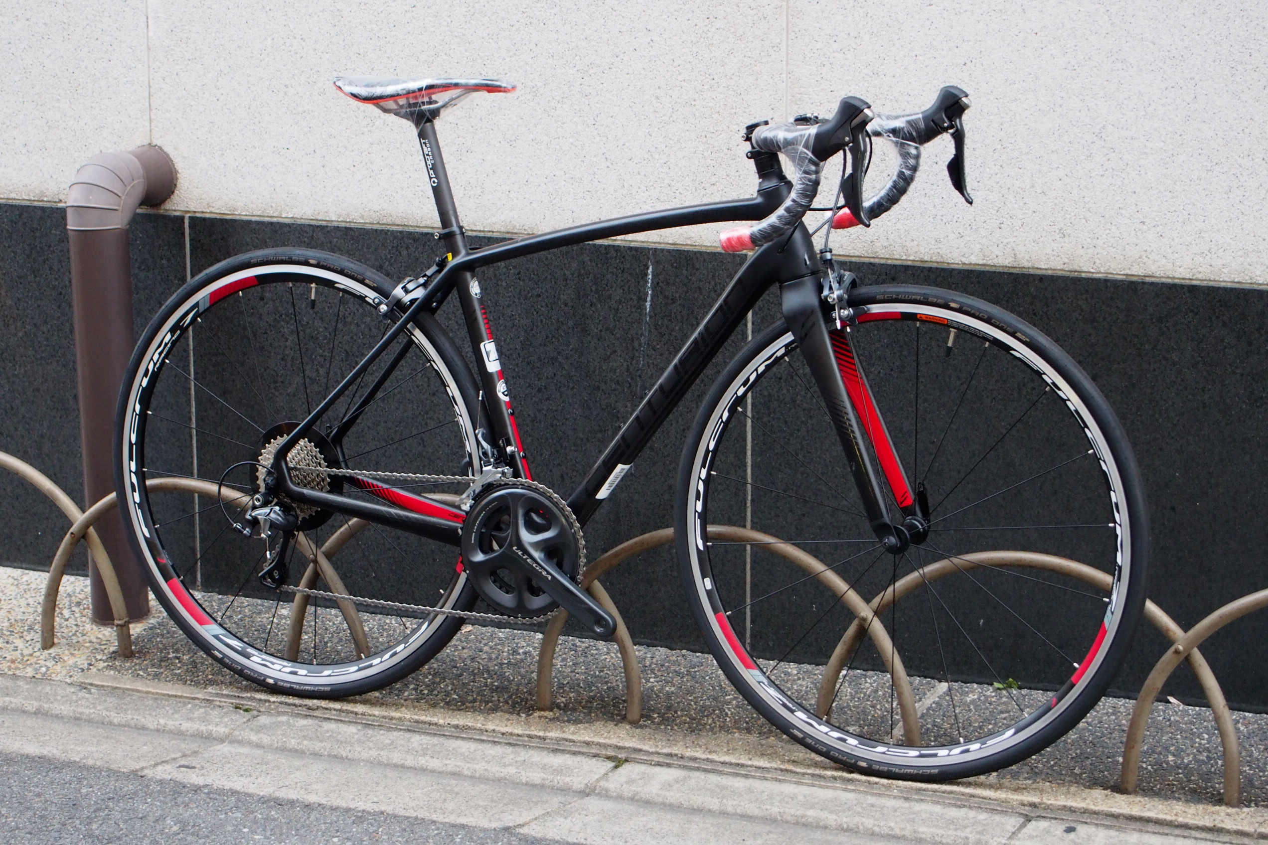 BLOG 【アウトレットロードバイク】高品質カーボンフレーム×アルテグラ