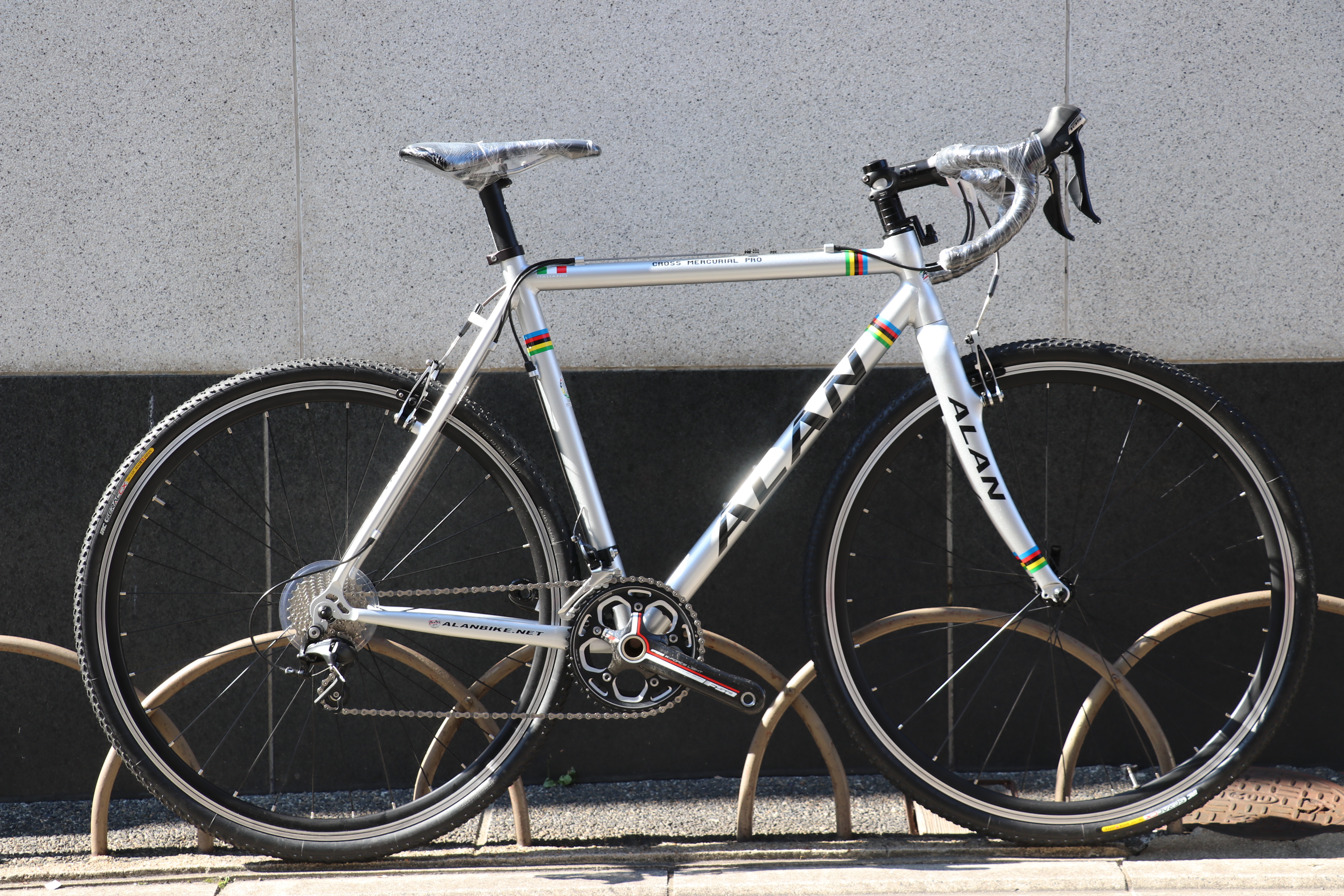 BLOG ”中古シクロクロス 入荷情報”【 ALAN / アラン 】CROSS MERCURIAL