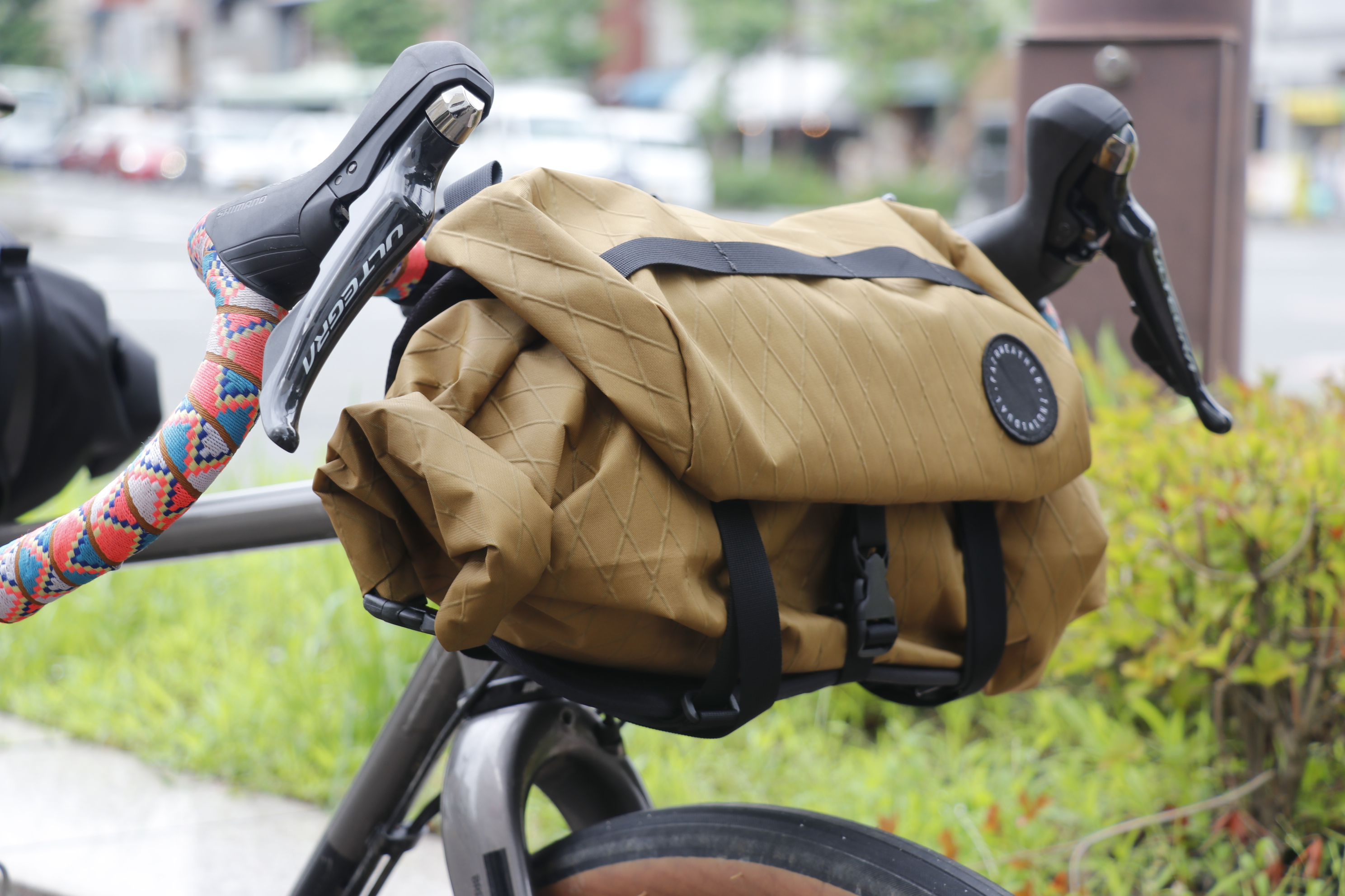 BLOG ハンドルorサドル 両方OK！強度、軽さ、防水性を兼ね備える「X