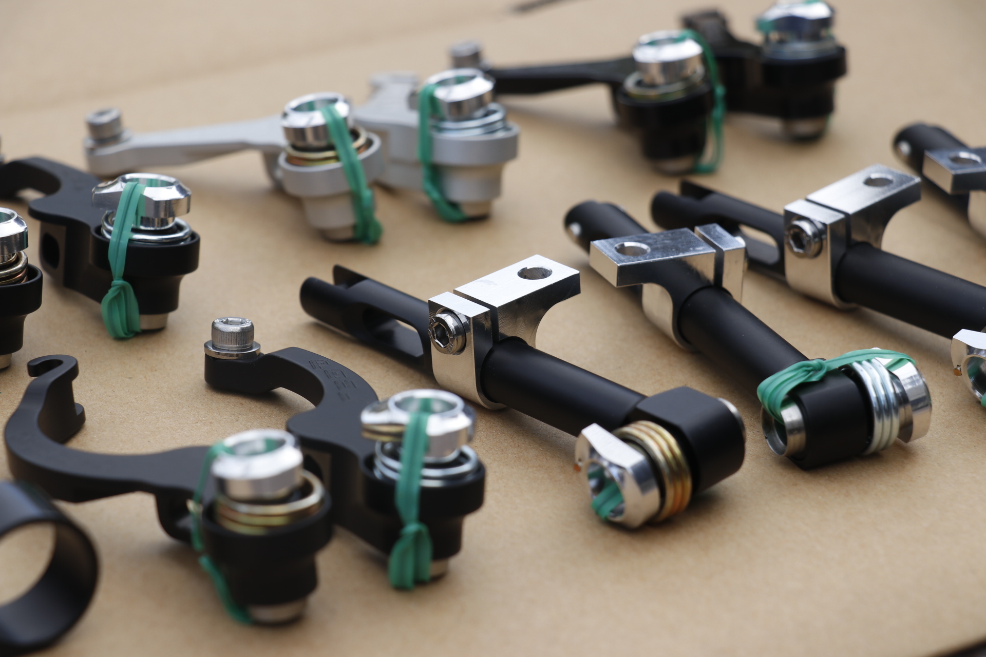 BLOG 何故こんなにもカッコイイの？ 至極・珠玉の CNCコンポーネント