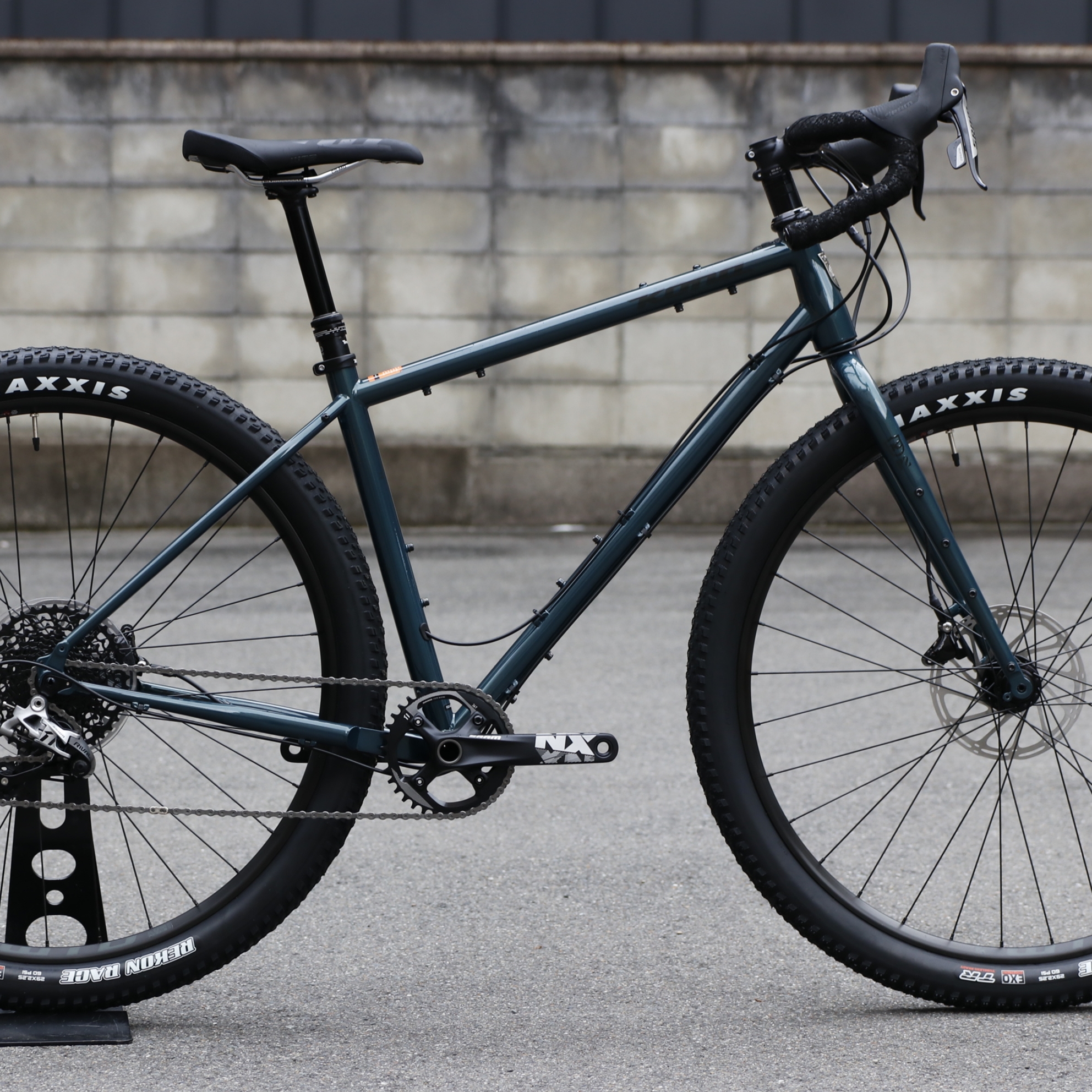 BLOG 【在庫SALE / セール】52サイズのみご用意あります【 KONA / コナ