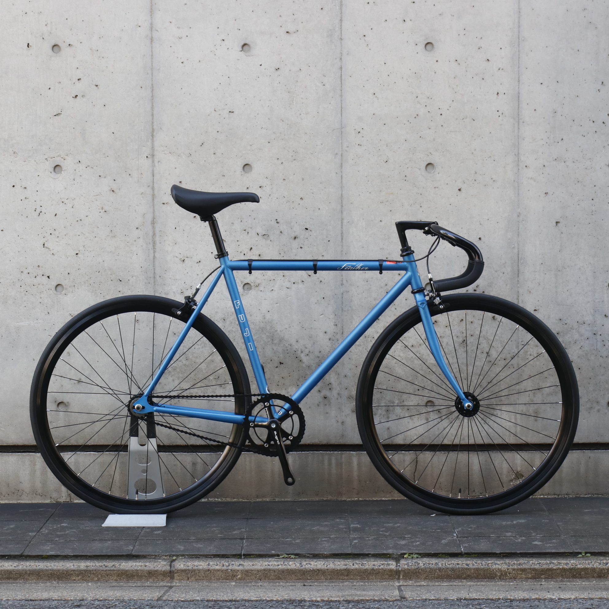 BLOG 【在庫SALE】アーバンピストバイクの金字塔【FUJI / フジ