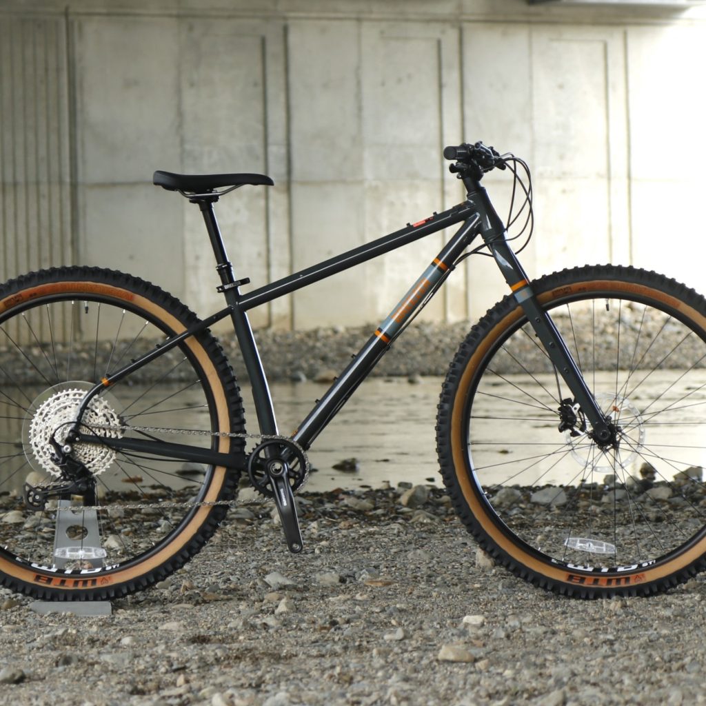 BLOG 【在庫SALE 25％OFF!!】 冒険へと誘う現代版ATB 【 BREEZERBIKES