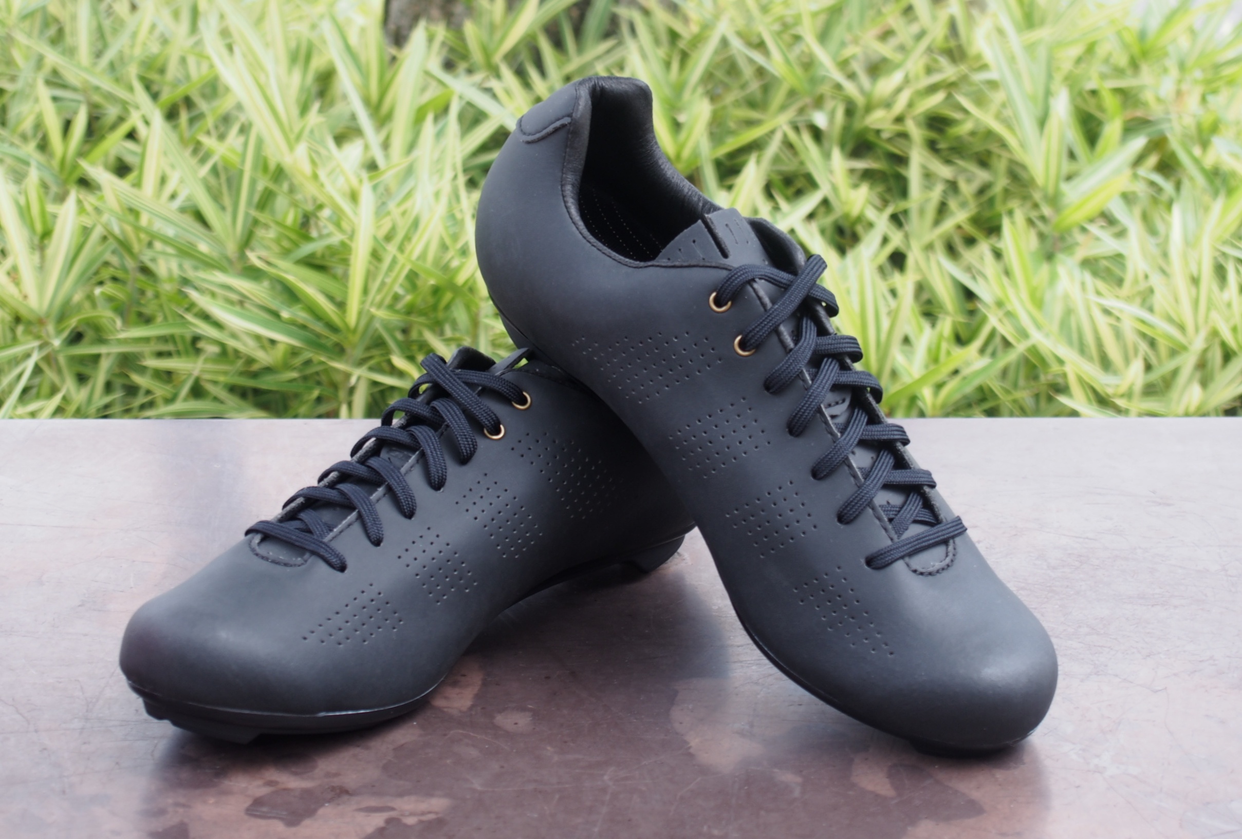 BLOG 30DEALERS限定先行案内 GIRO「ジロ」限定ロードバイク