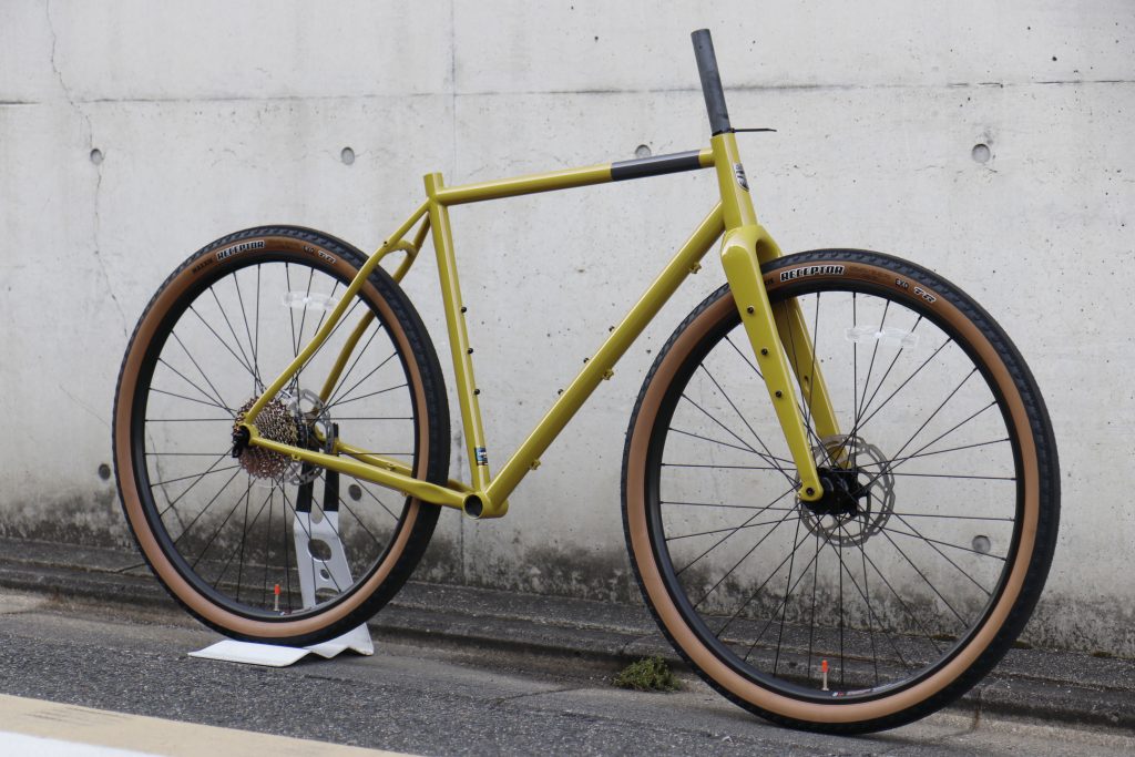 BLOG 驚異的コスパのグラベルツーリングフレームが更にアップデート