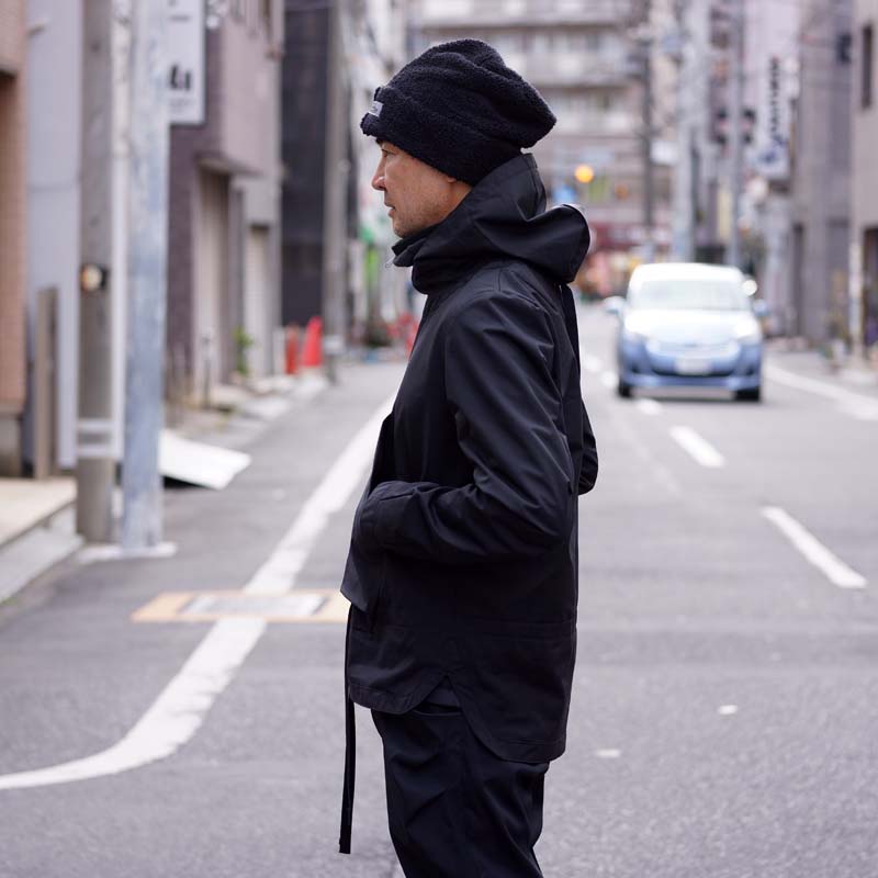 BLOG 透湿防水機能＆カジュアルな雰囲気 の プルオーバージャケット