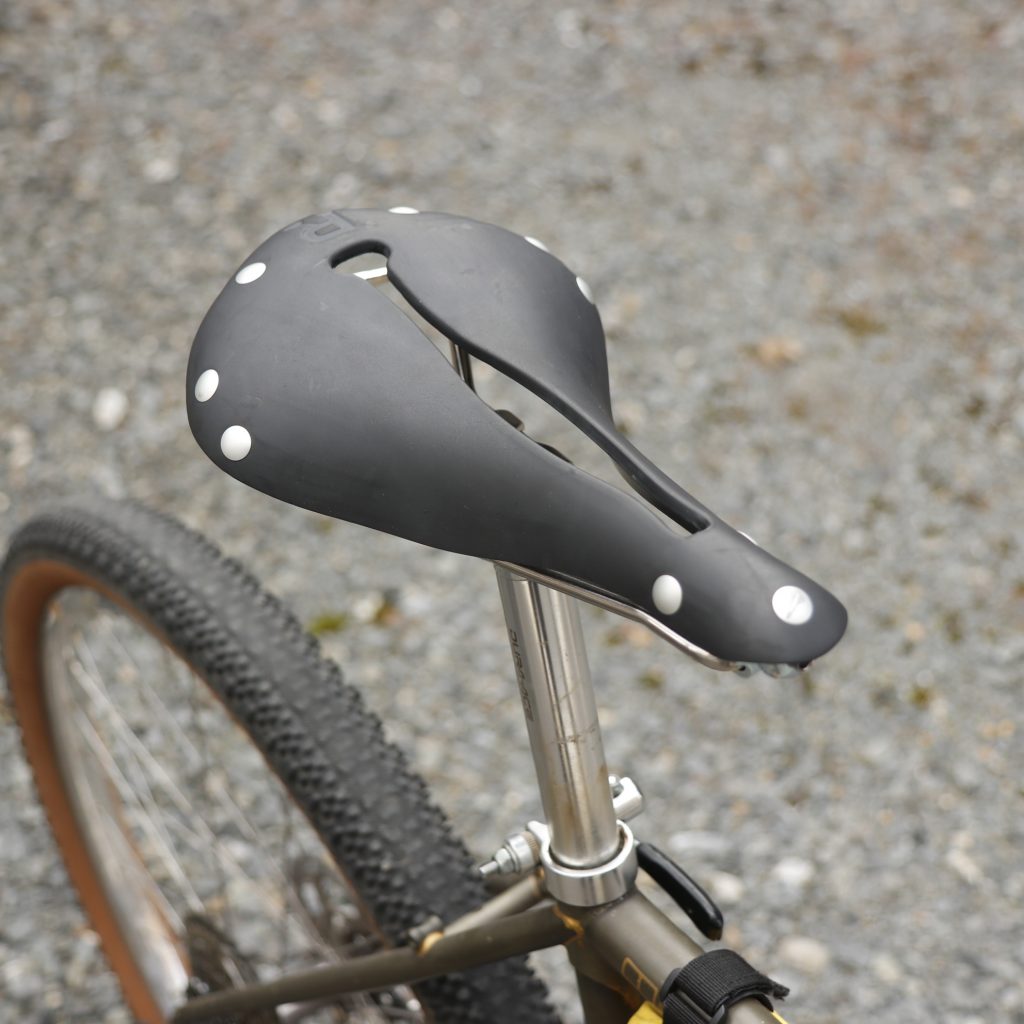 BLOG グラベルバイクとも相性抜群。ネオクラシックスタイルの超快適