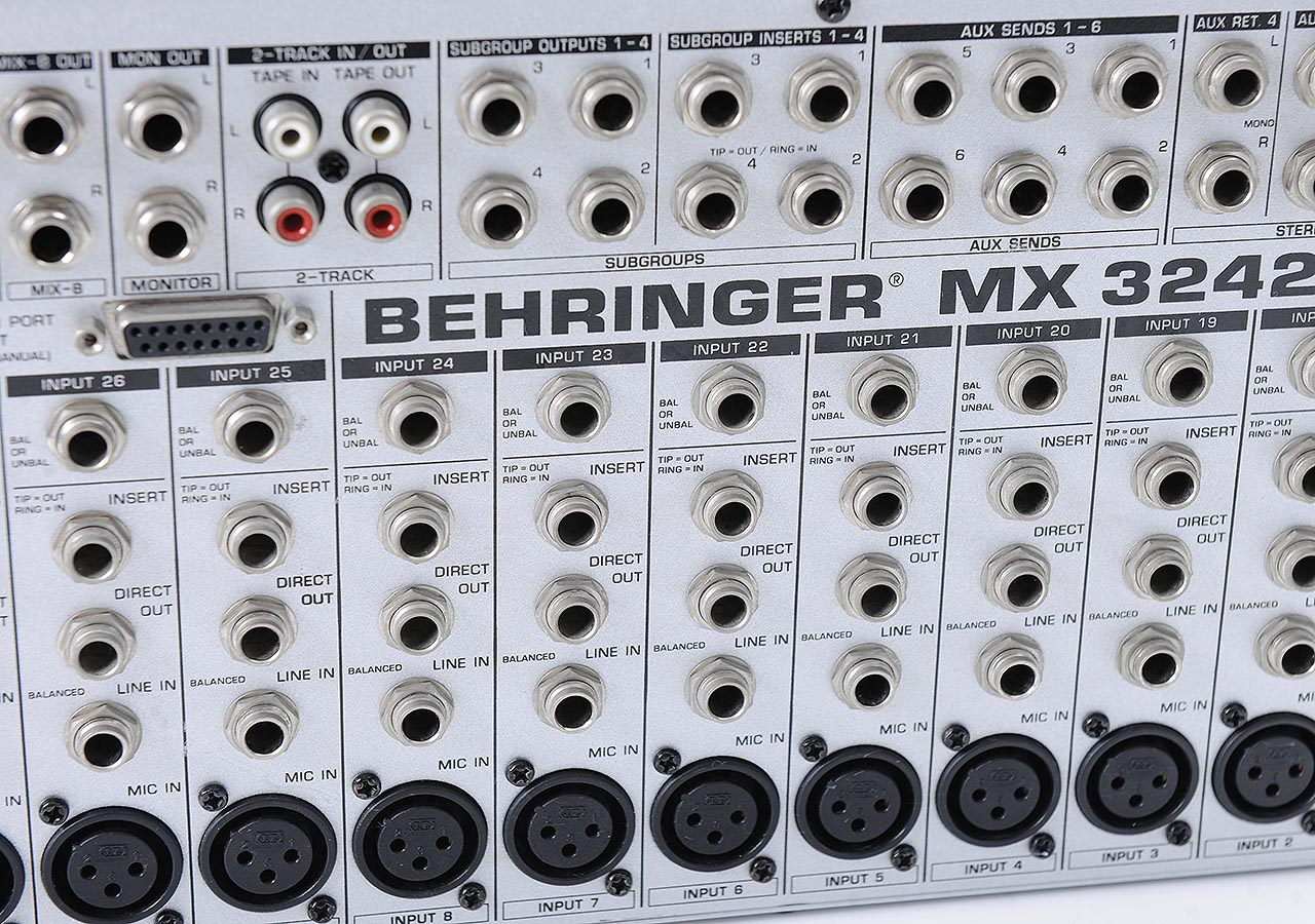 Behringer Eurorack MX 3242 X | H73675