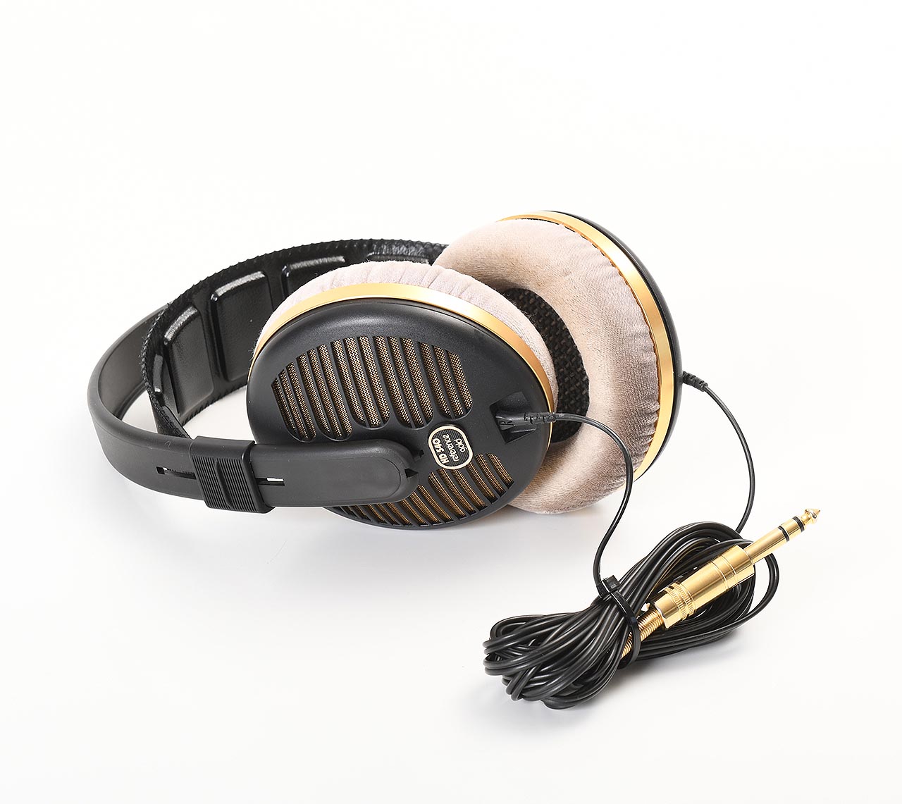 Sennheiser HD 540 Reference gold headphones | H83503