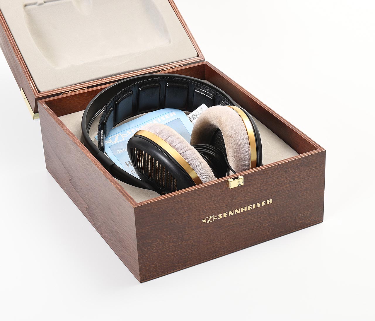 Sennheiser HD 540 Reference gold headphones | H83503