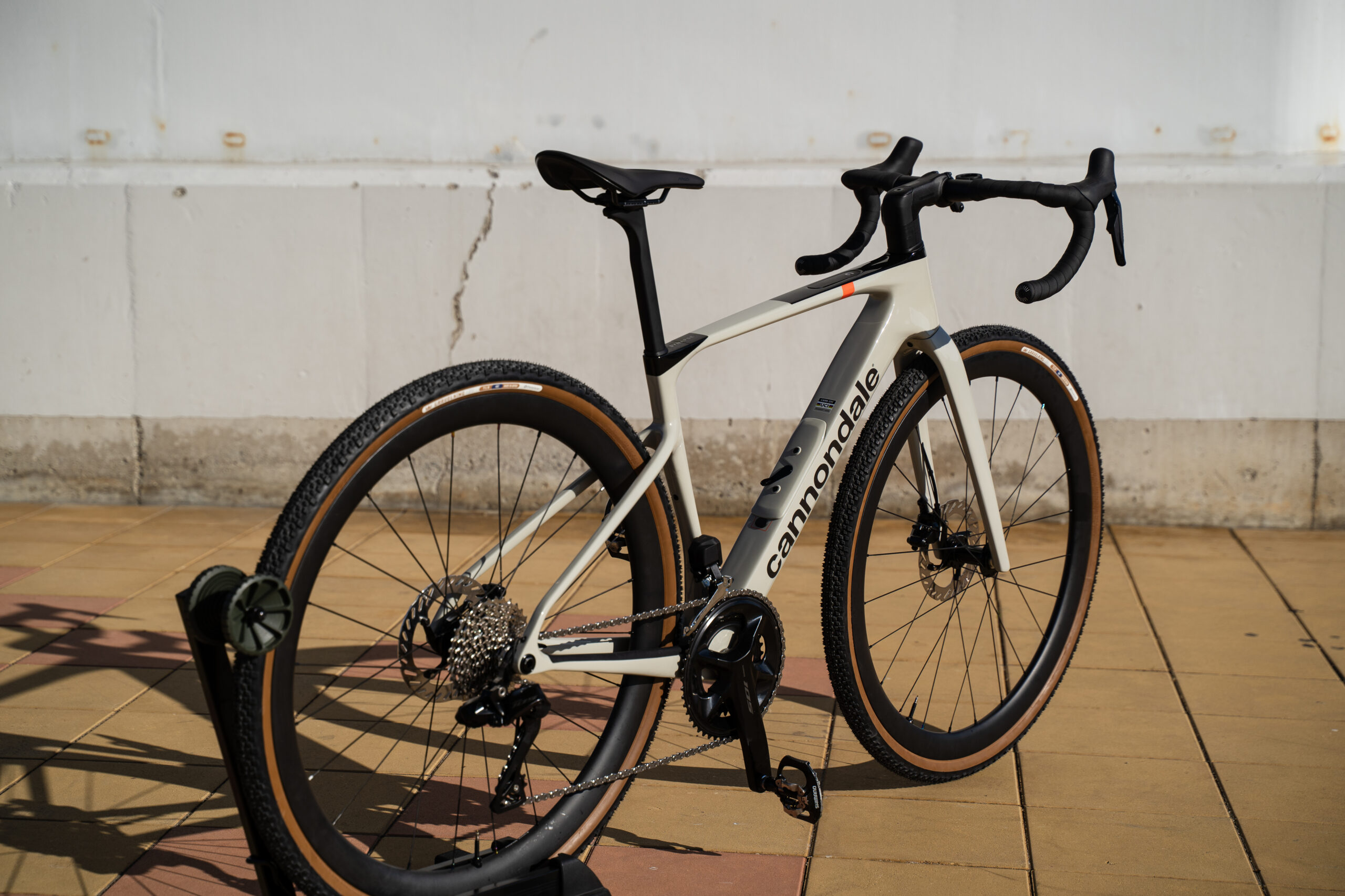 Custom Builds】Cannondale Synapse - Gravel Ready - .Canvas