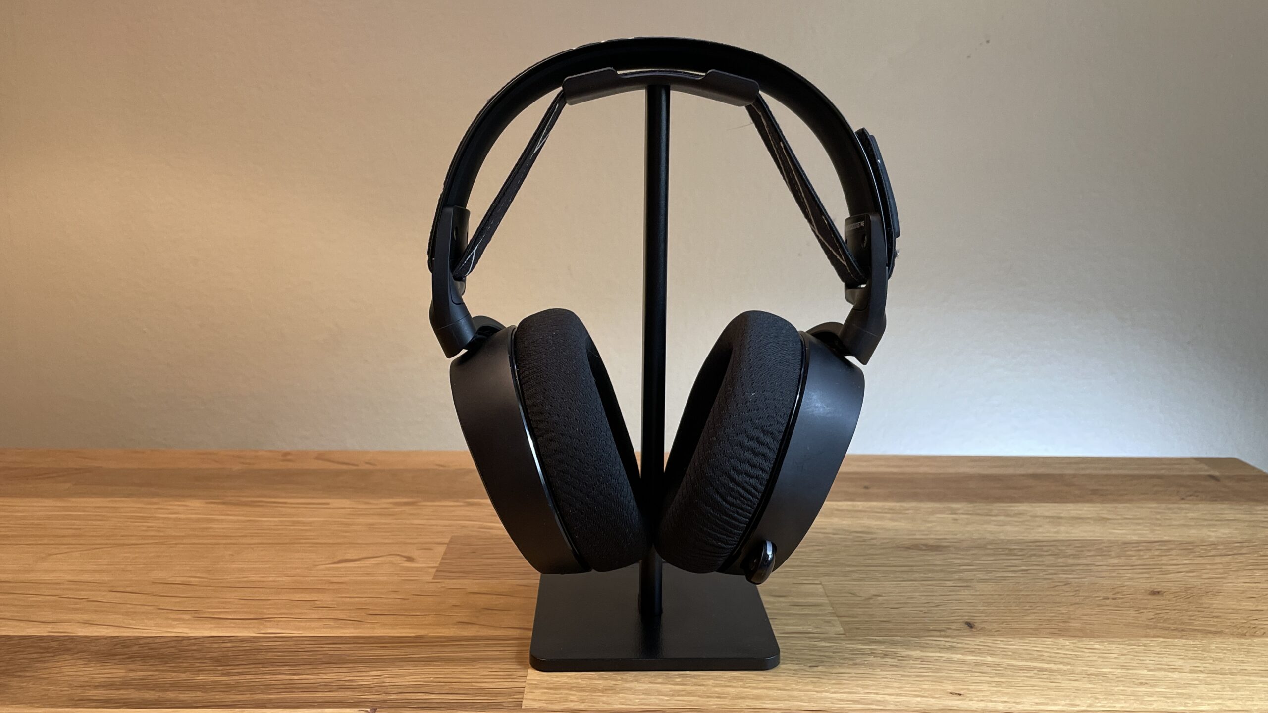 SteelSeries Arctis 9 Wireless Gaming Headset Review | Popular Science
