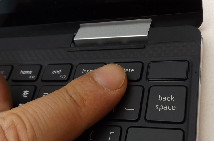 Core i7-1065G7搭載、XPS 13 （7390） 2-in-1 レビュー