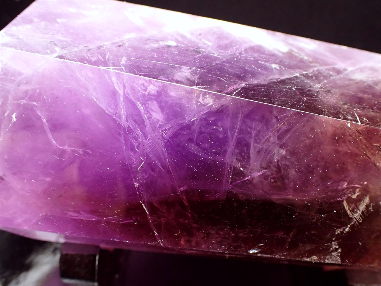 ◇独特の魅力を持つアメジスト◇希少なダブルポイント◇虹入りも