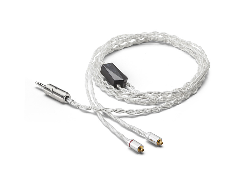 Astell&Kern、Crystal Cableとコラボした“究極の高純度伝送”リケーブル