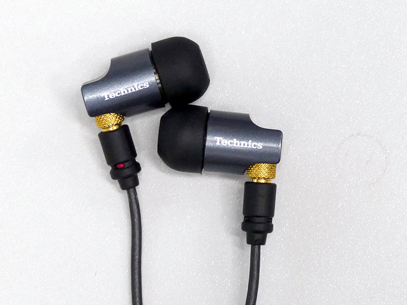 テクニクスの高級イヤホン「EAH-TZ700」、12万円で11月15日発売