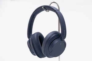 ソニー、“ブランド史上最軽量”ワイヤレスNCヘッドホン「WH-CH720N