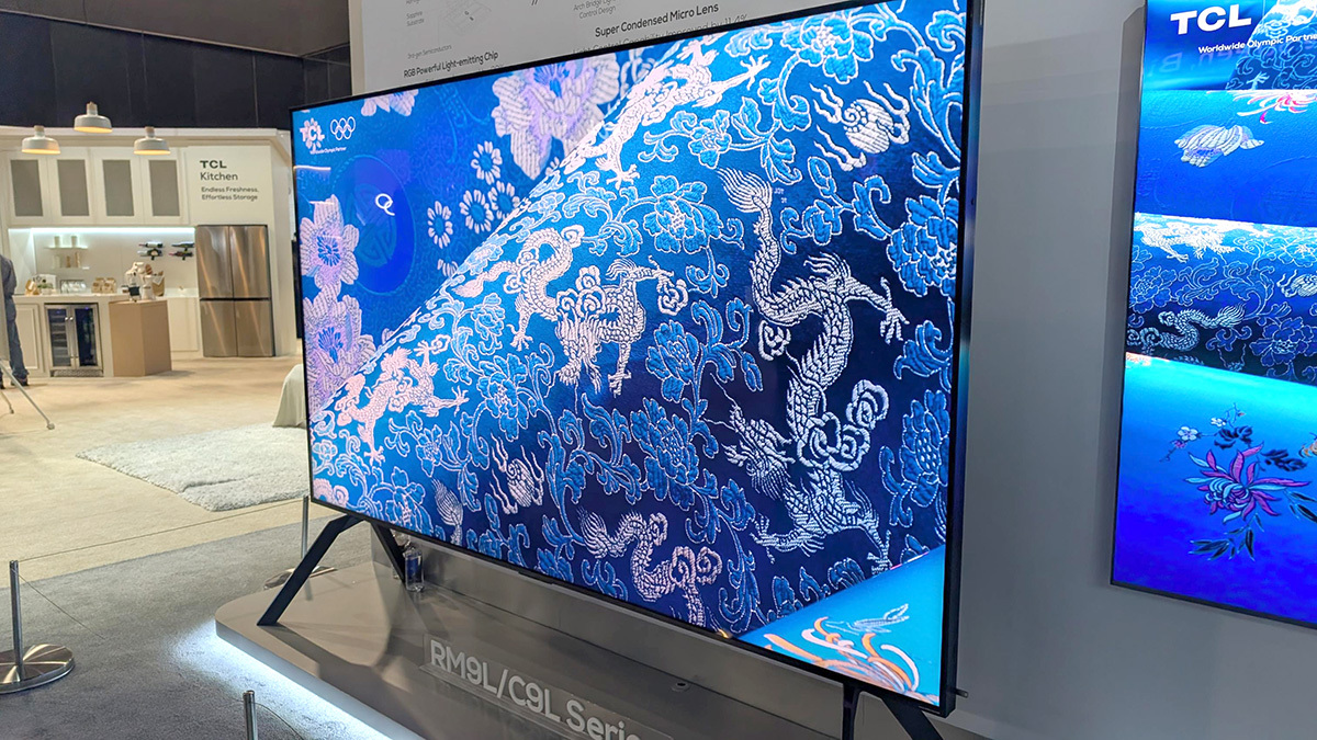 CES＞TCLのテレビは“量子ドット”SQDとRGB mini LEDの二正面作戦で