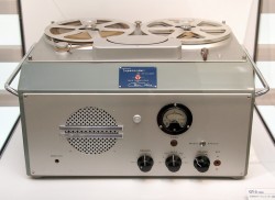 ソニー、テープレコーダー発売60周年記念の特別展示をソニー歴史資料館