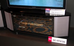 パナソニック、「3Dサラウンド」機能搭載の“ラックシアター”2モデル