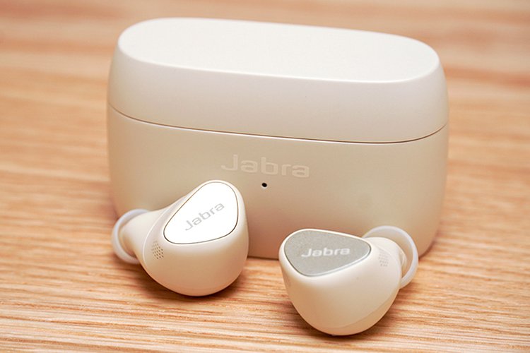 これがJabraの新基準！「Elite 5」はANC/通話/接続性すべてがあまりに