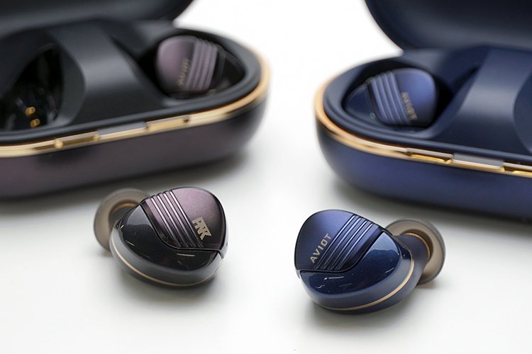 手の届きやすい価格で迫力満点サウンド！AVIOT「TE-W1」「TE-W1-PNK