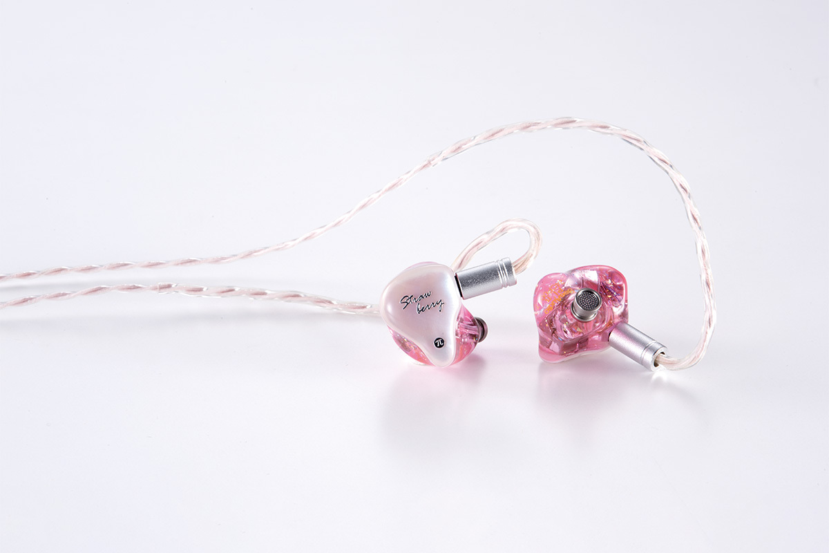 ボーカルに特化した唯一無二のイヤホン。See audio「Strawberry π」でJ