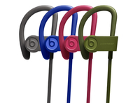 Beats、LINEキャラクター「ブラウン」デザインのコラボヘッドホン