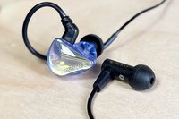 qdcのシングルBAイヤホン「FRONTIER」に国内限定カラー“Next Black