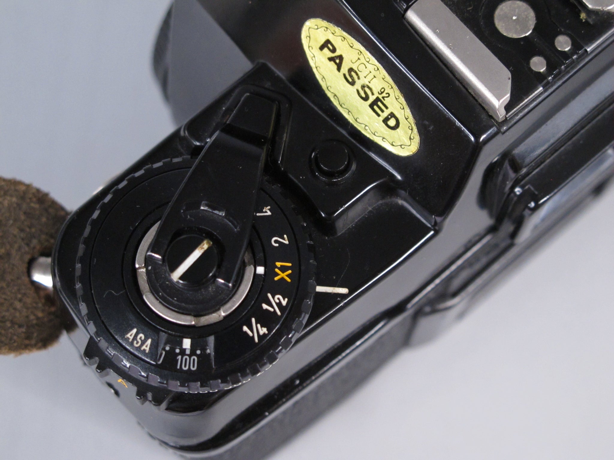 Contax 137 MA Quartz 35mm Camera Body – Phototek Canada