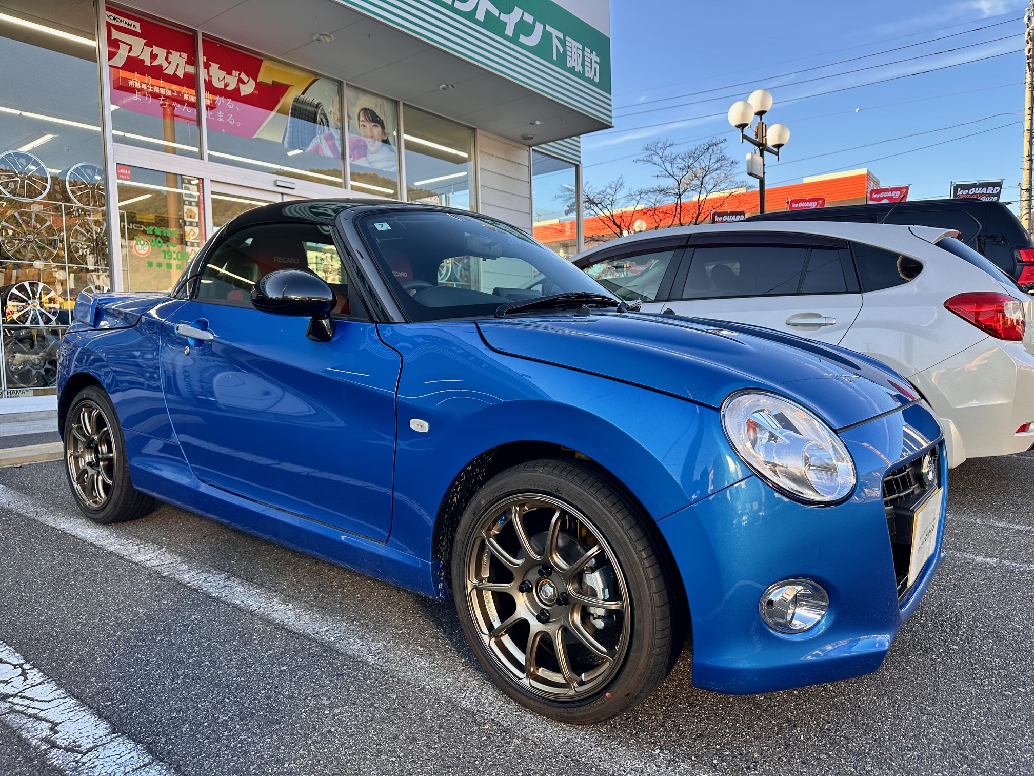 ダイハツ コペン | タイヤはピットイン