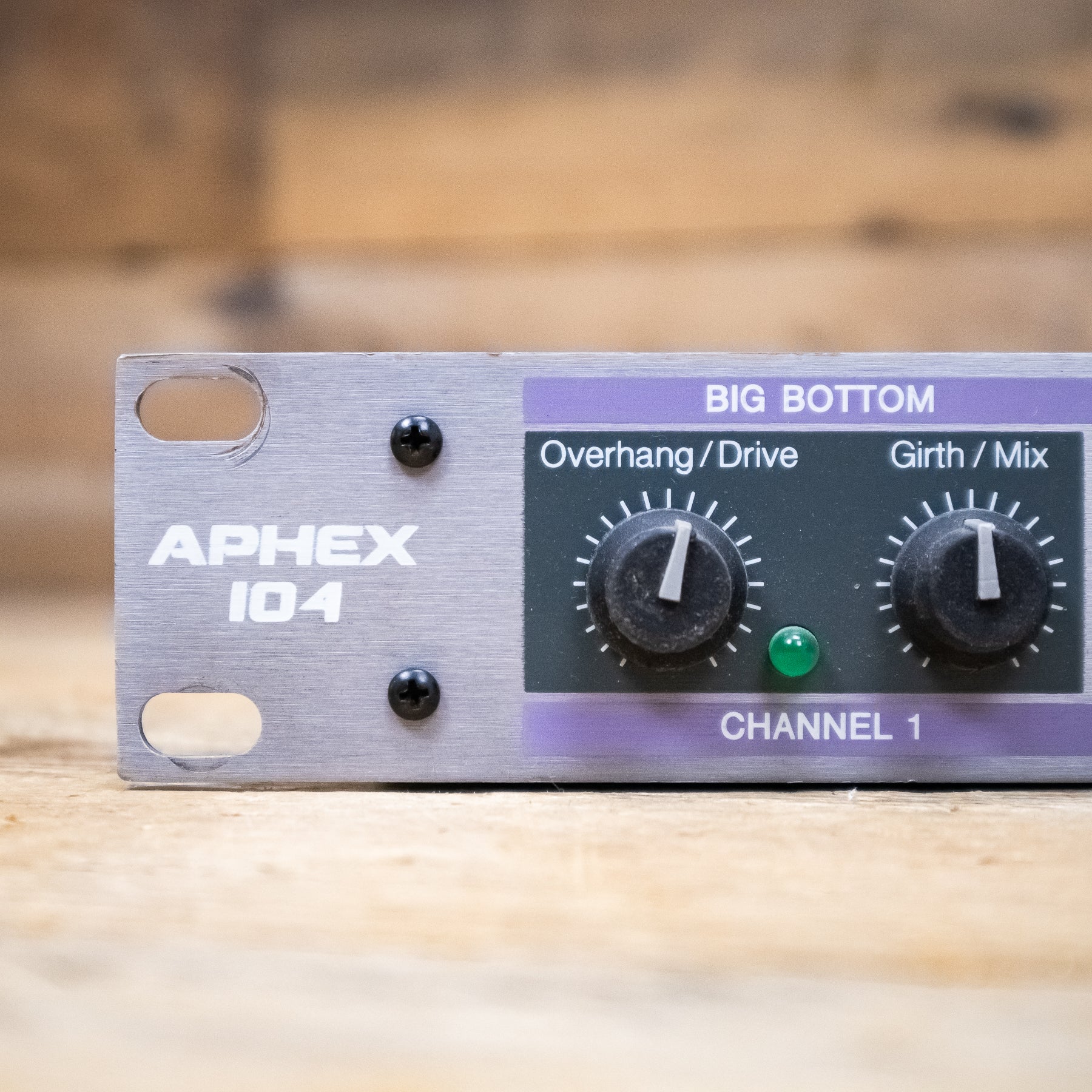 Aphex Model 104 C2 Aural Exciter with Big Bottom – Pixel Pro Audio