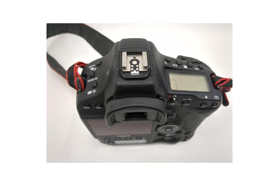 CANON EOS-1D X mark-II充電器付 専用電池 レリーズ回数3000以下