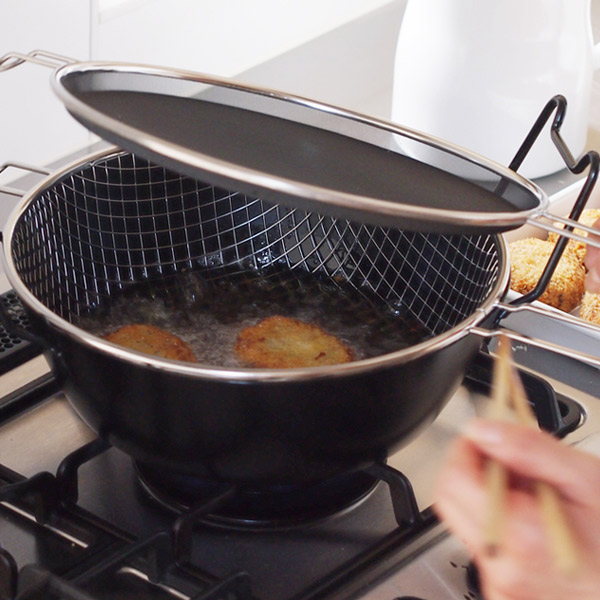 ラバーゼ 鉄揚げ鍋28cmセット / la base | 食器と料理道具の専門店