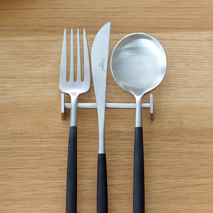 ダン カトラリーレスト シルバー / DAN | 食器と料理道具の専門店