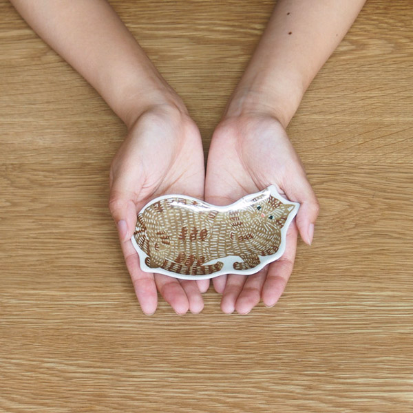 倉敷意匠 kata kata 印判手豆皿 トラ猫 | 食器と料理道具の専門店