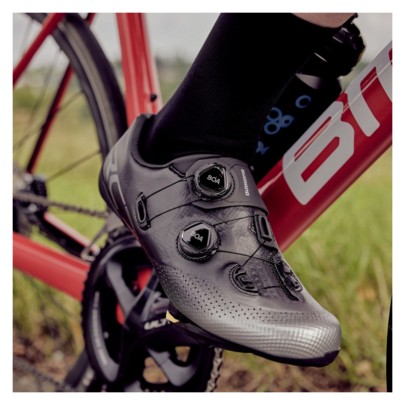 SHIMANO（シマノ）RC7 ワイド SPD-SLビンディングシューズ 送料無料