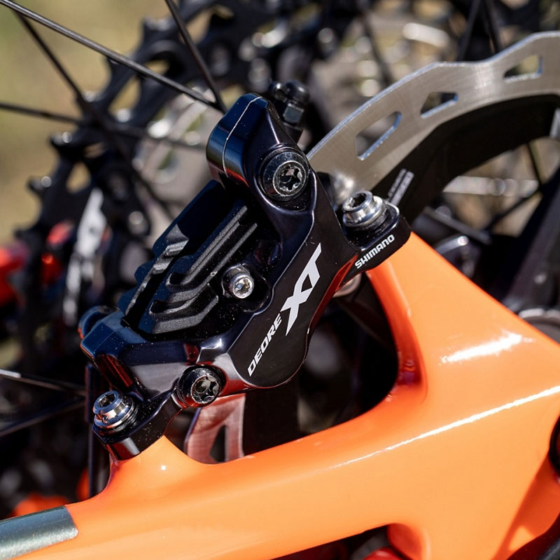 SHIMANO（シマノ）BR-M8120 レジンパッドフィン付 油圧ディスク