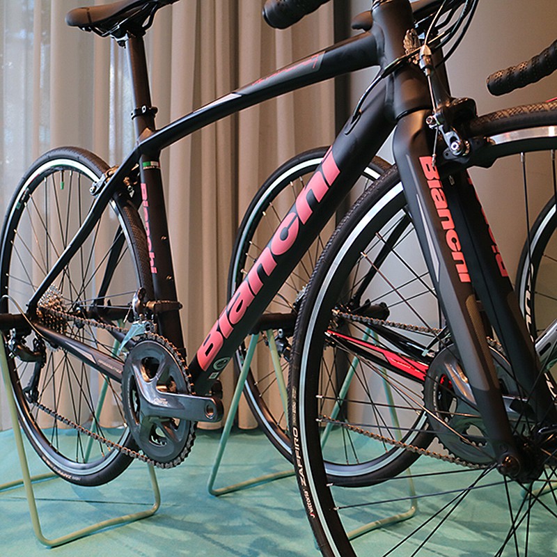 サイクリングにおすすめ！】Bianchi(ビアンキ) 2019年モデル VIA