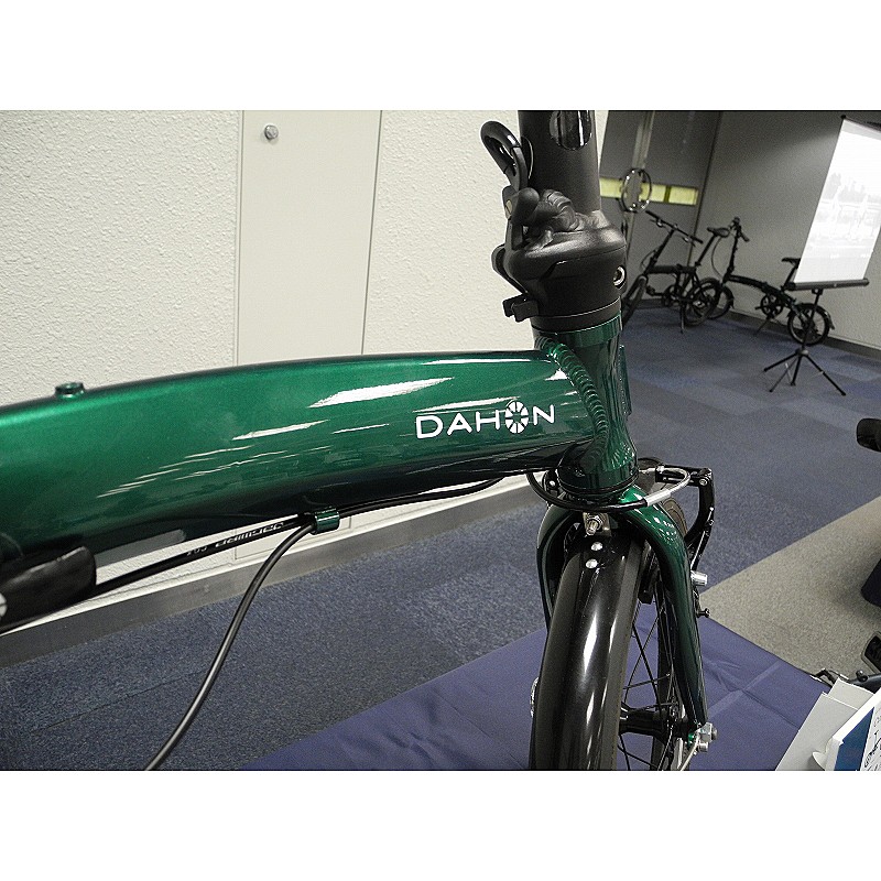 DAHON（ダホン、ダホーン） 2020年モデル CURVE D7 （カーブD7