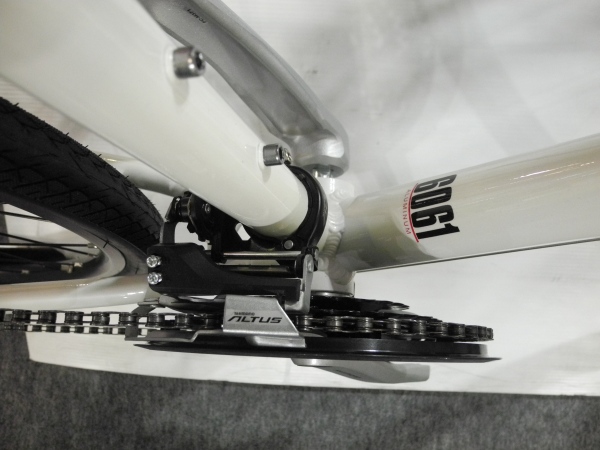 鍵プレゼント】LOUIS GARNEAU（ルイガノ） 2016年モデル LGS-TR LITE-E