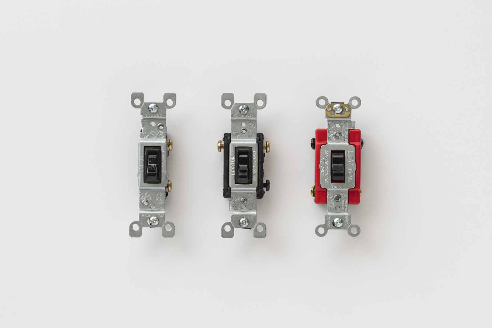 アメリカンスイッチ プレート3 (ST-BK) | LT-PS008-25-G141 | スイッチ